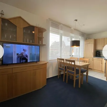 Doeser 5 Apartment